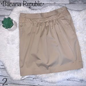 Banana Republic Tan Stretch Skirt, Size 2